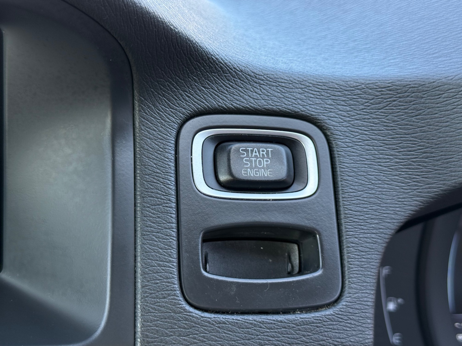 Used Volvo S80 2015 for sale - 77730219: Photo 54