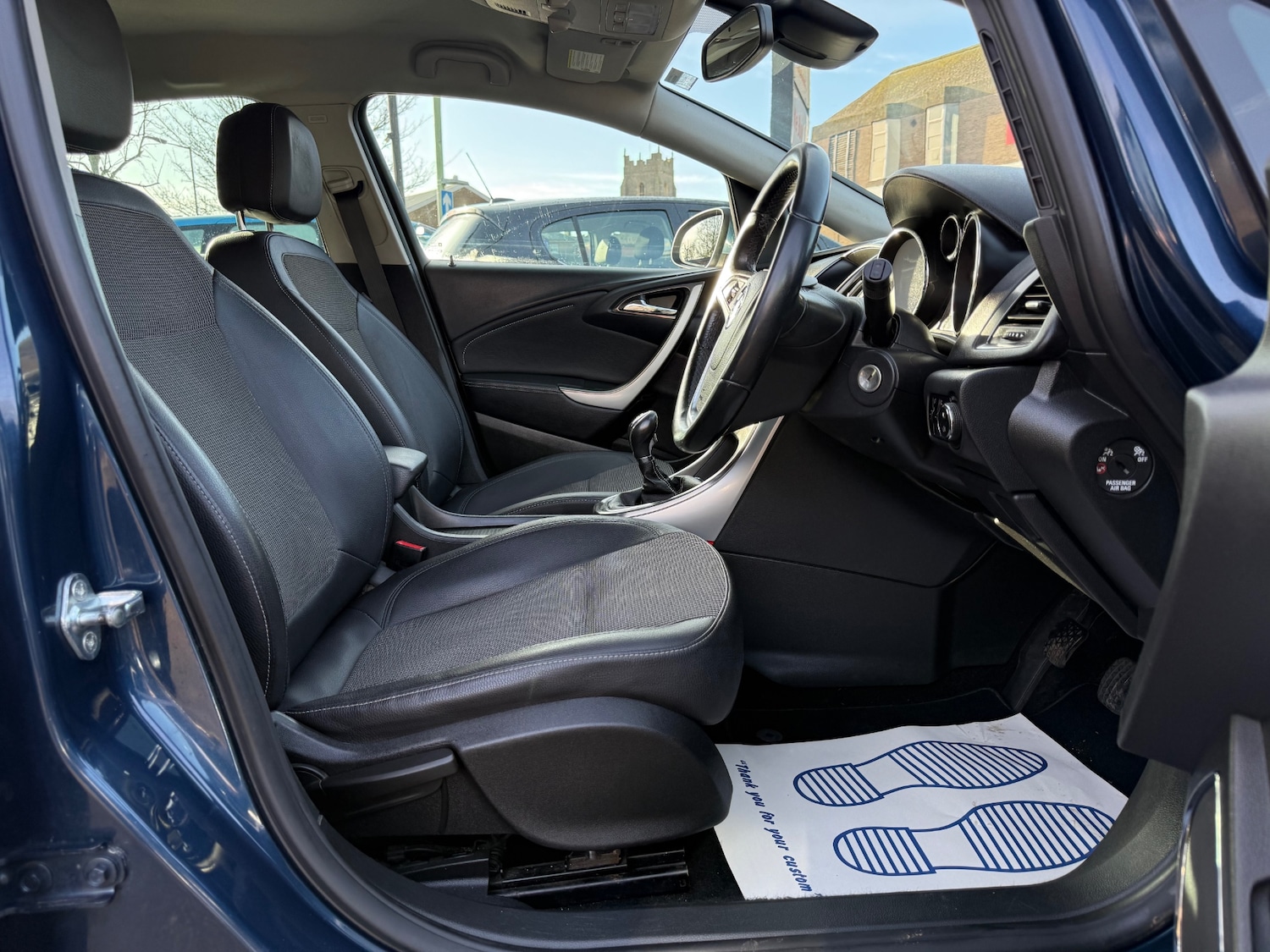 Used Vauxhall Astra 2011 for sale - 77355311: Photo 13