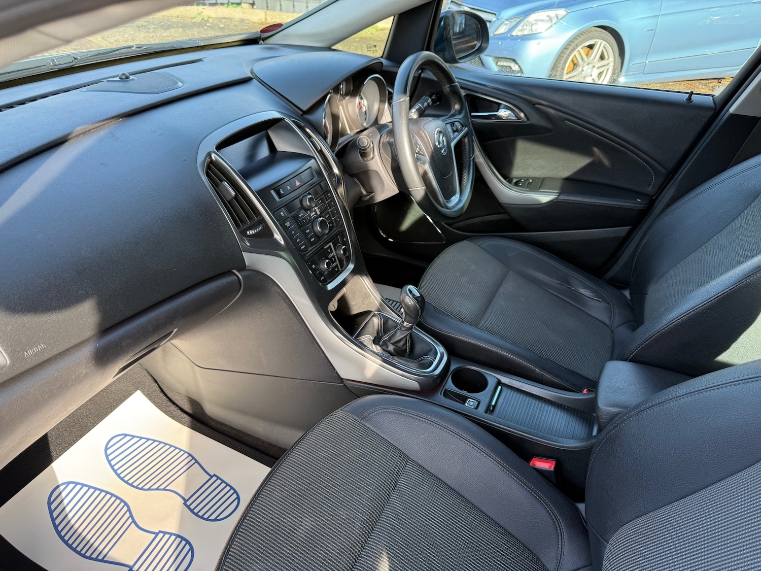 Used Vauxhall Astra 2011 for sale - 77355311: Photo 18