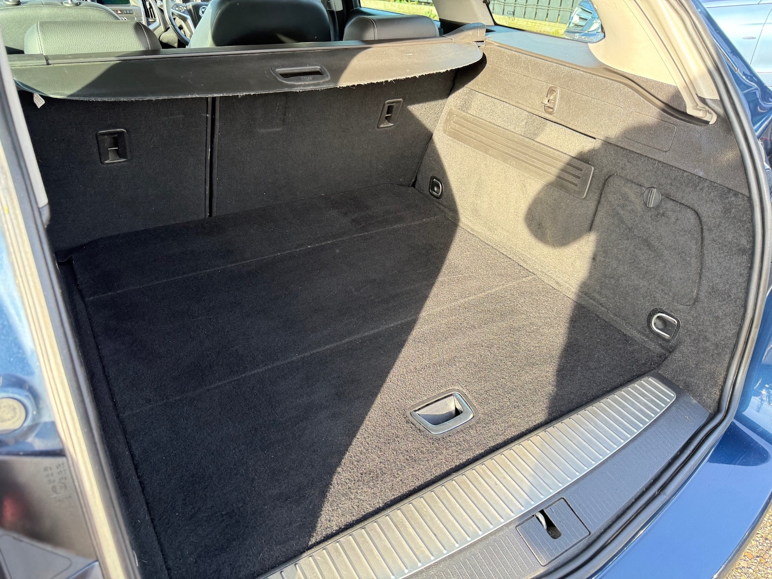 Used Vauxhall Astra 2011 for sale - 77355311: Photo 27