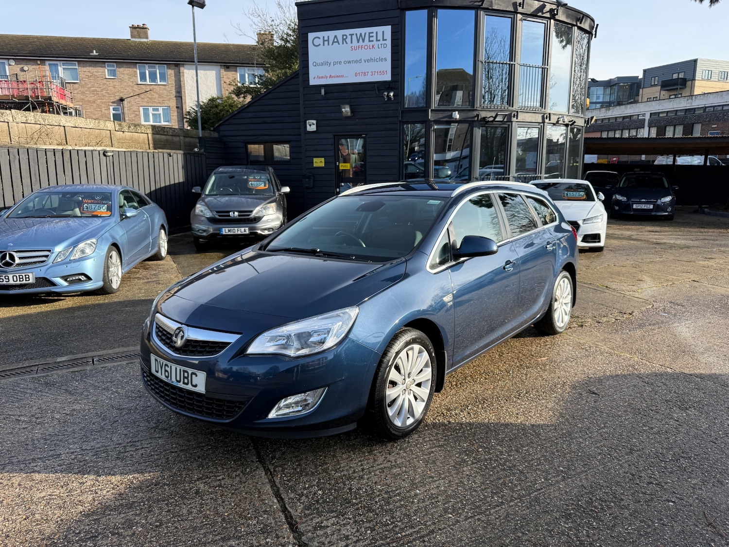 Used Vauxhall Astra 2011 for sale - 77355311: Photo 3