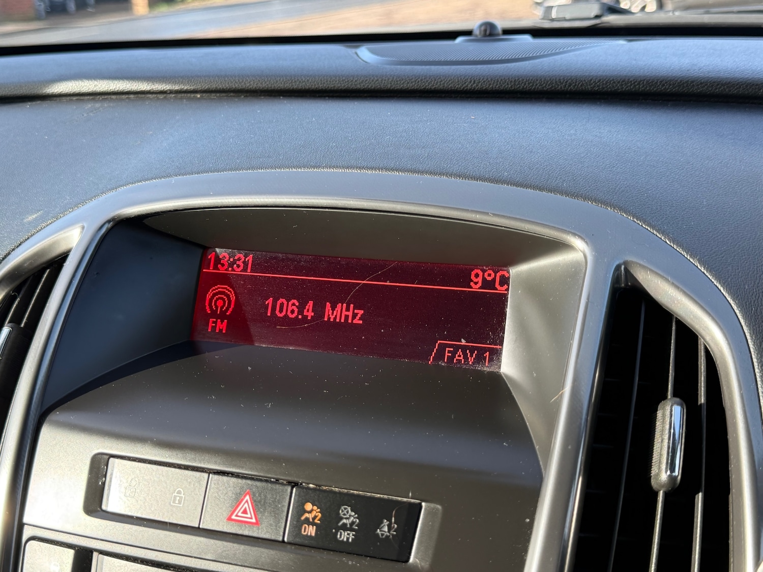 Used Vauxhall Astra 2011 for sale - 77355311: Photo 42