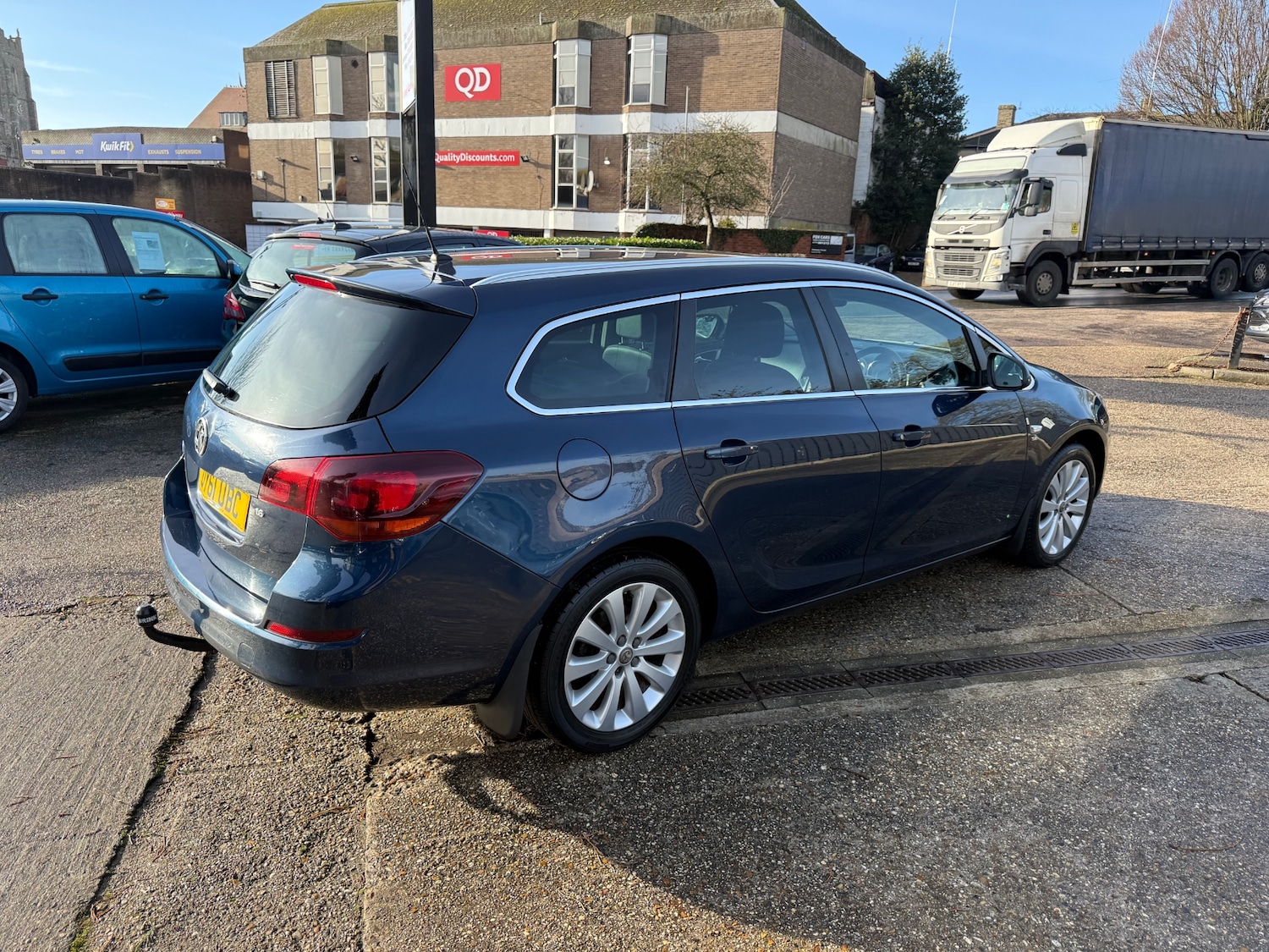 Used Vauxhall Astra 2011 for sale - 77355311: Photo 5