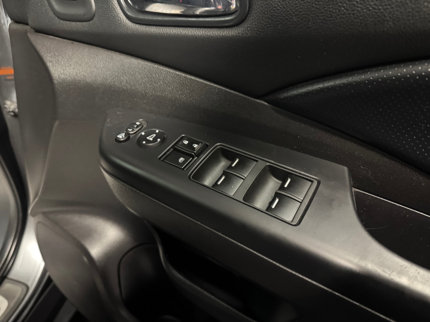 Used Honda CR-V 2015 for sale - 76293391: Photo 49