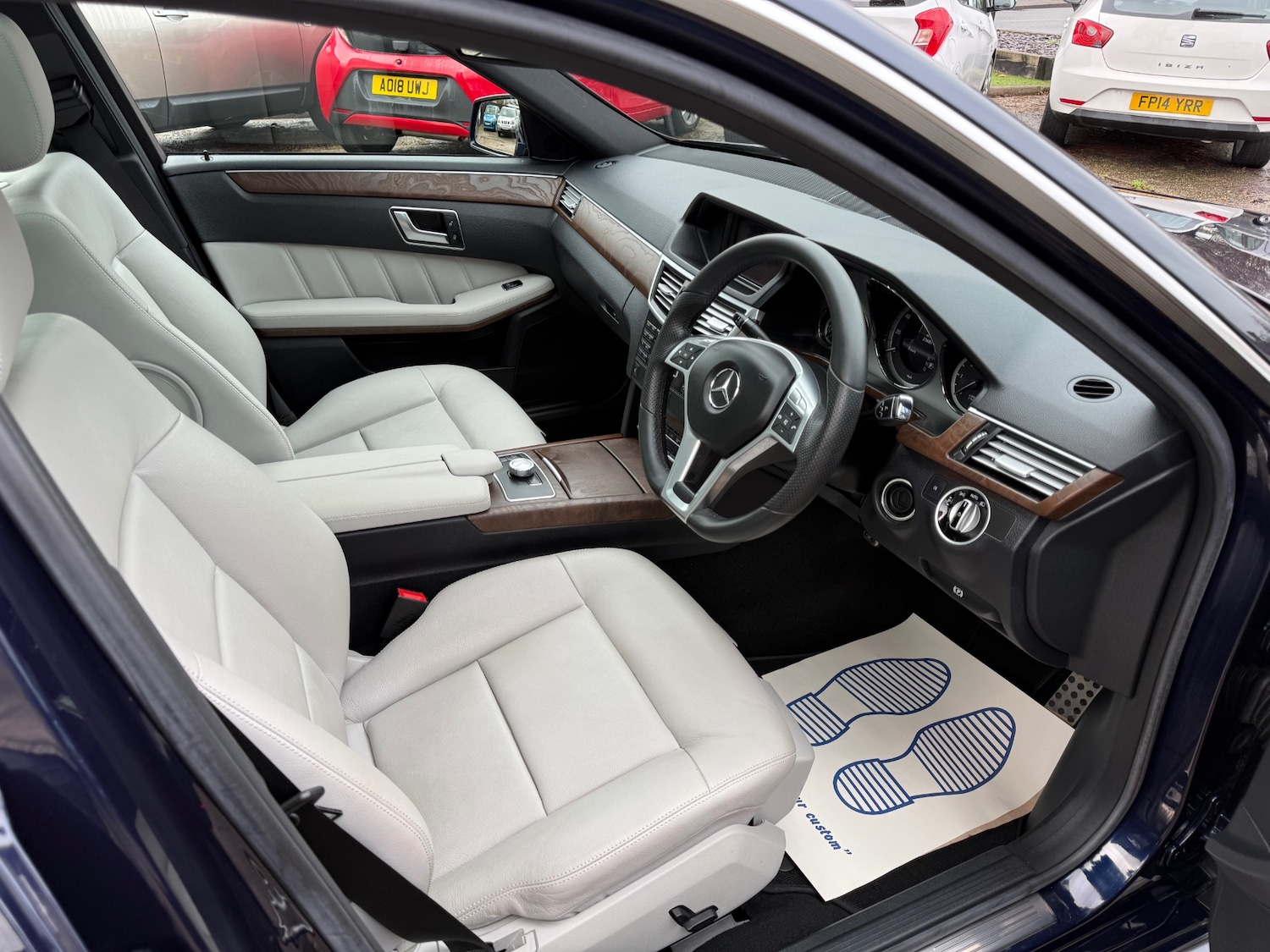 Used Mercedes-Benz E Class 2013 for sale - 76719480: Photo 18