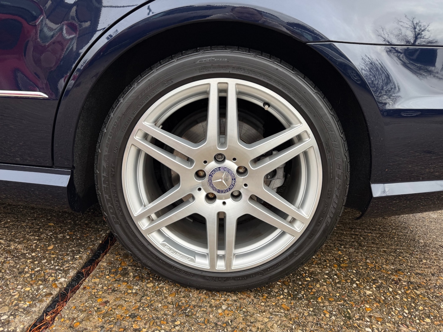 Used Mercedes-Benz E Class 2013 for sale - 76719480: Photo 45