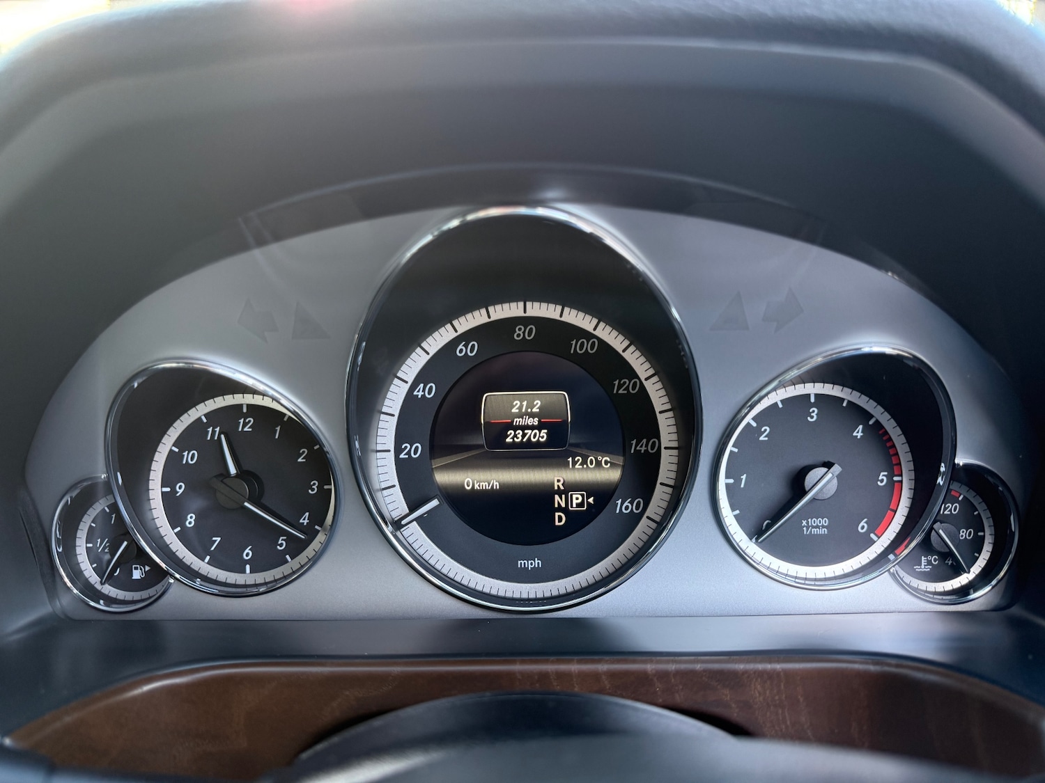 Used Mercedes-Benz E Class 2013 for sale - 76719480: Photo 48