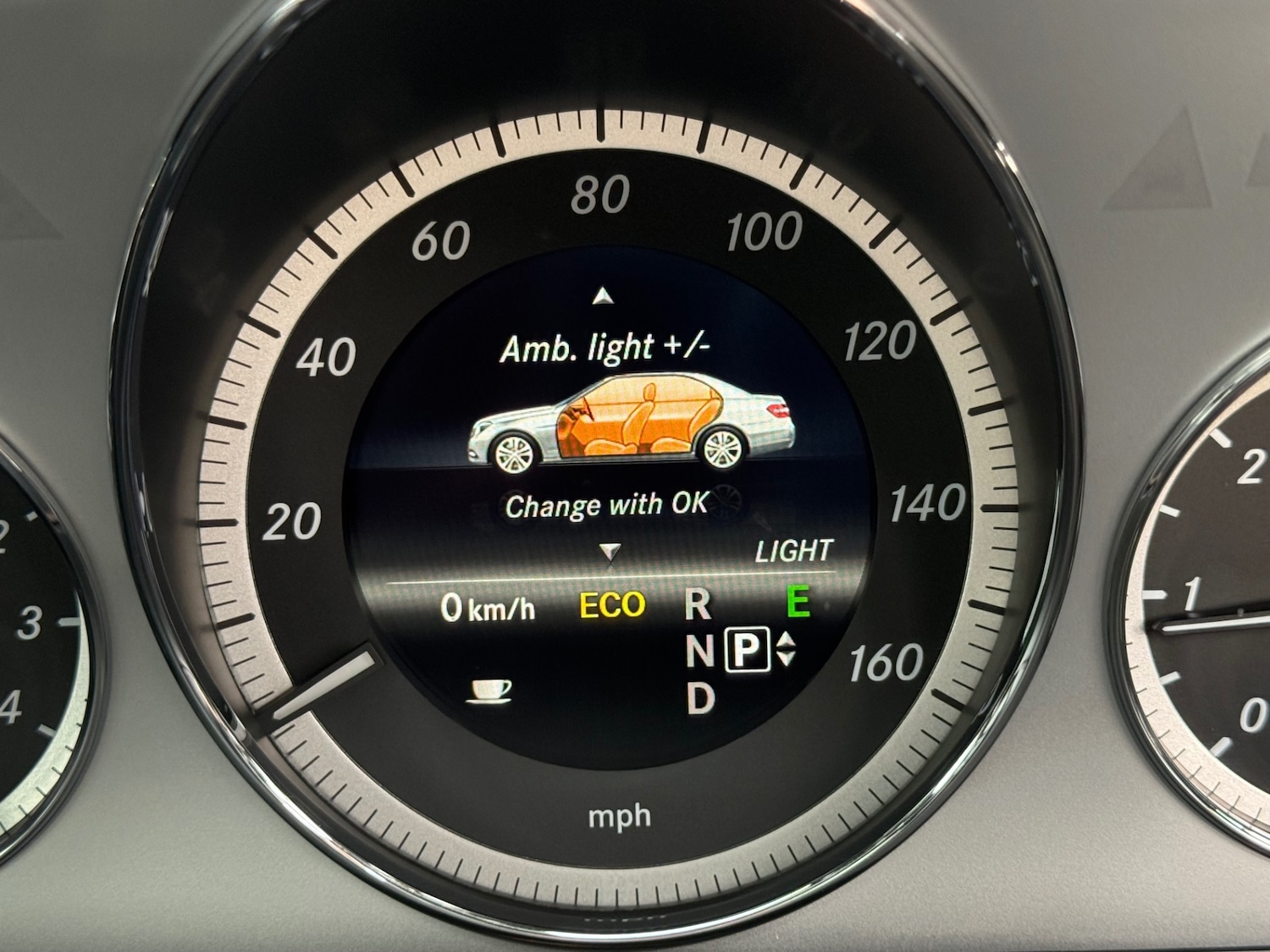 Used Mercedes-Benz E Class 2013 for sale - 76719480: Photo 79