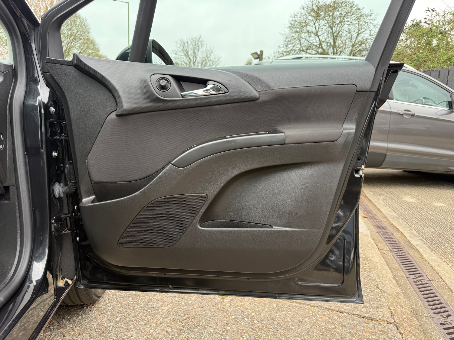 Used Vauxhall Meriva 2015 for sale - 77997436: Photo 15