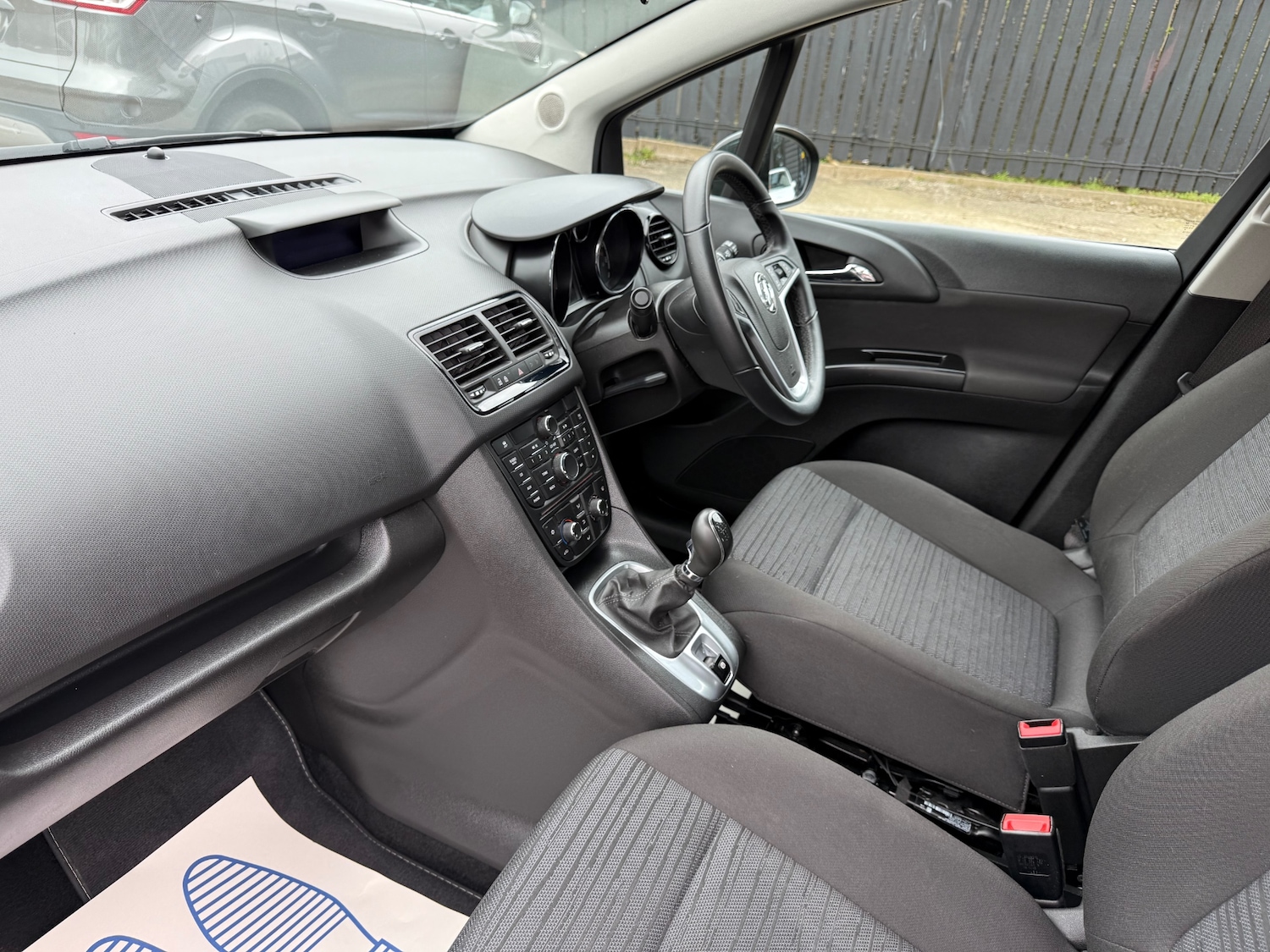 Used Vauxhall Meriva 2015 for sale - 77997436: Photo 21