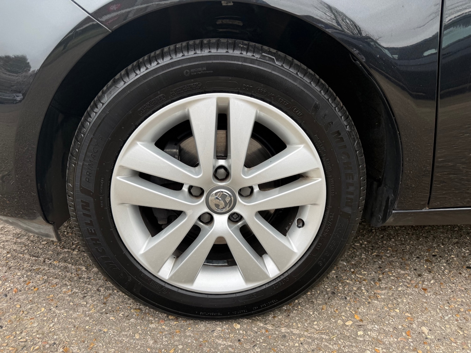 Used Vauxhall Meriva 2015 for sale - 77997436: Photo 32