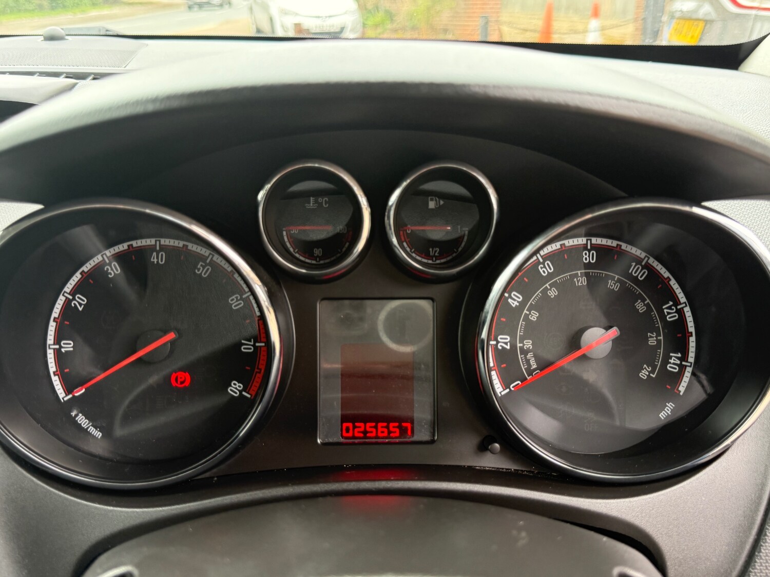 Used Vauxhall Meriva 2015 for sale - 77997436: Photo 36