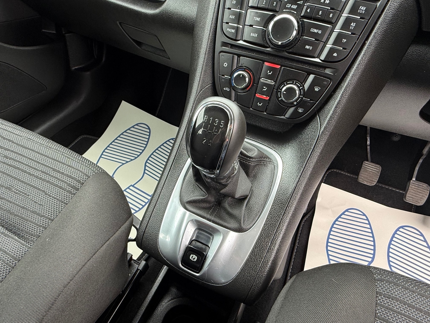 Used Vauxhall Meriva 2015 for sale - 77997436: Photo 44