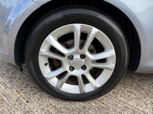Used Vauxhall Corsa 2007 for sale - 76114085: Photo 31
