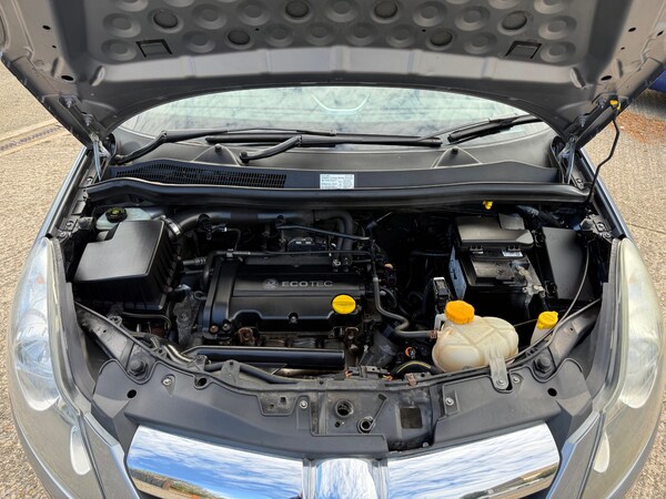 Used Vauxhall Corsa 2007 for sale - 76114085: Photo 43