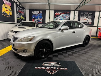 Lexus - IS
