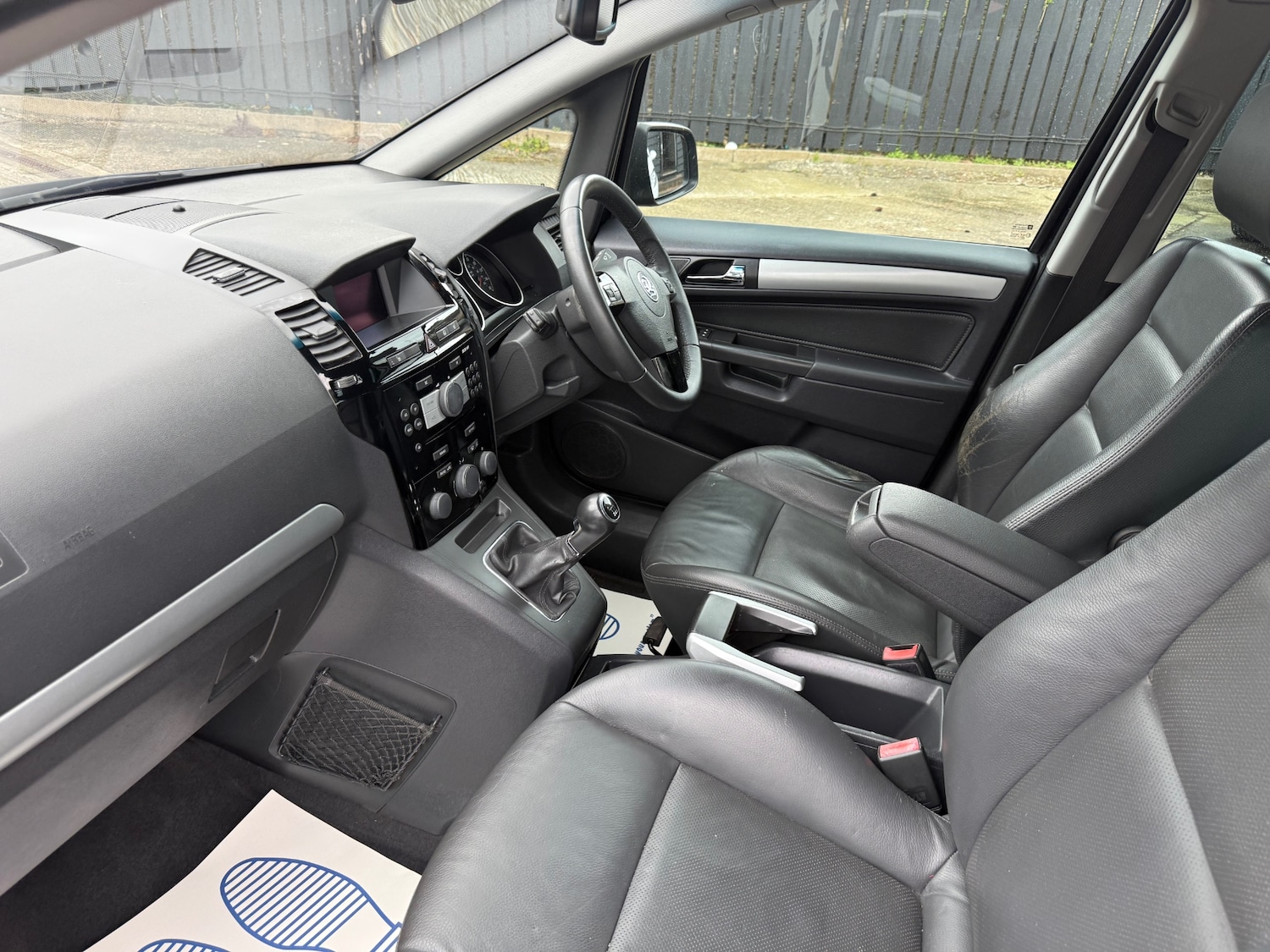 Used Vauxhall Zafira 2010 for sale - 78133466: Photo 18