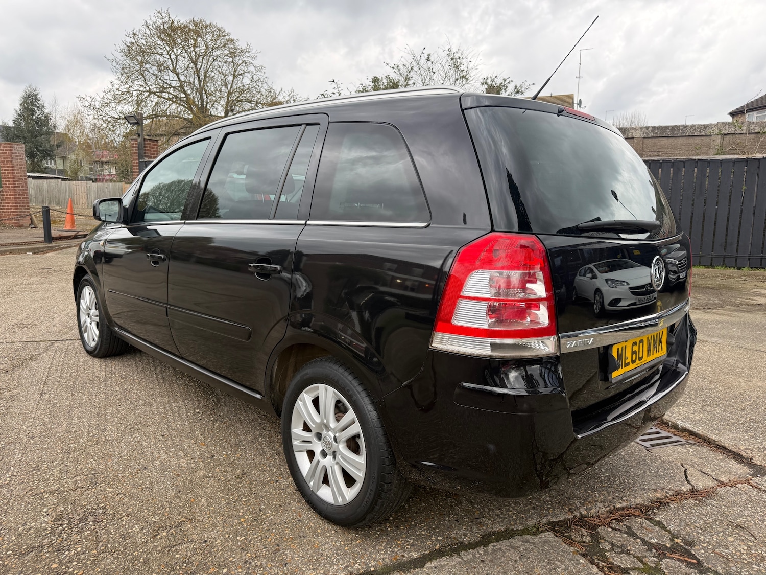Used Vauxhall Zafira 2010 for sale - 78133466: Photo 4