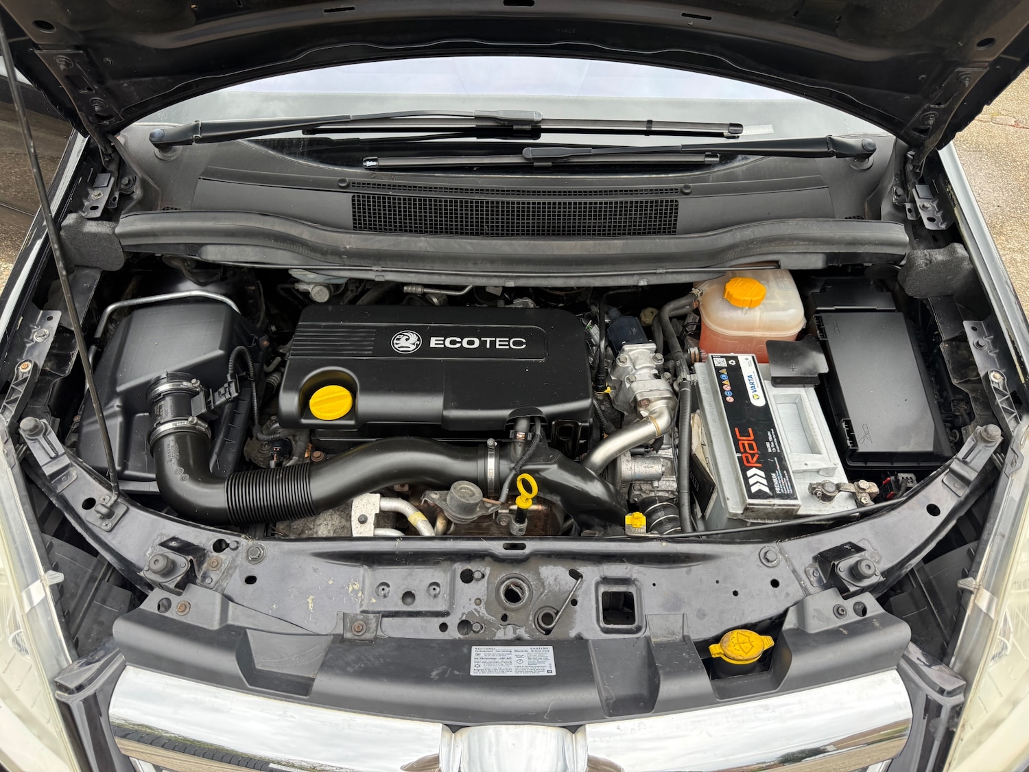 Used Vauxhall Zafira 2010 for sale - 78133466: Photo 44