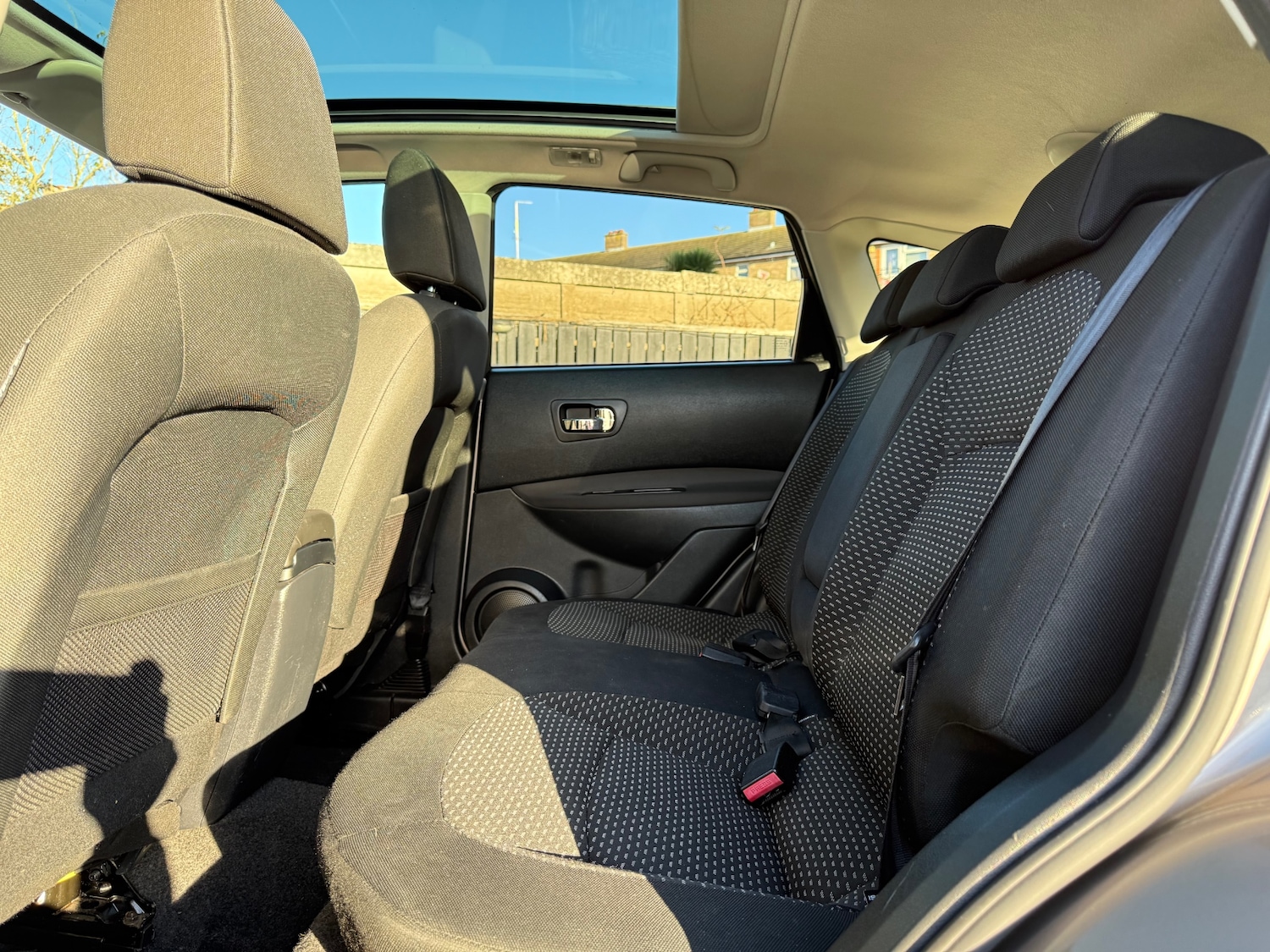 Used Nissan Qashqai 2010 for sale - 76707407: Photo 27