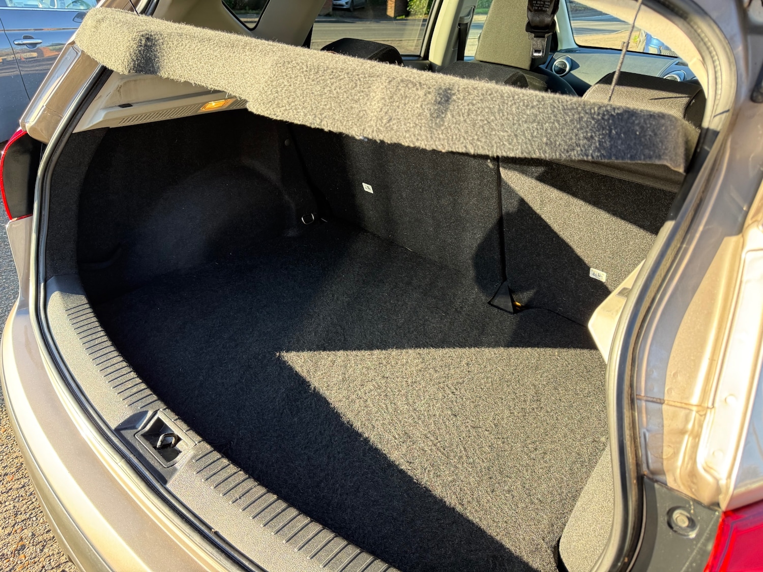 Used Nissan Qashqai 2010 for sale - 76707407: Photo 31