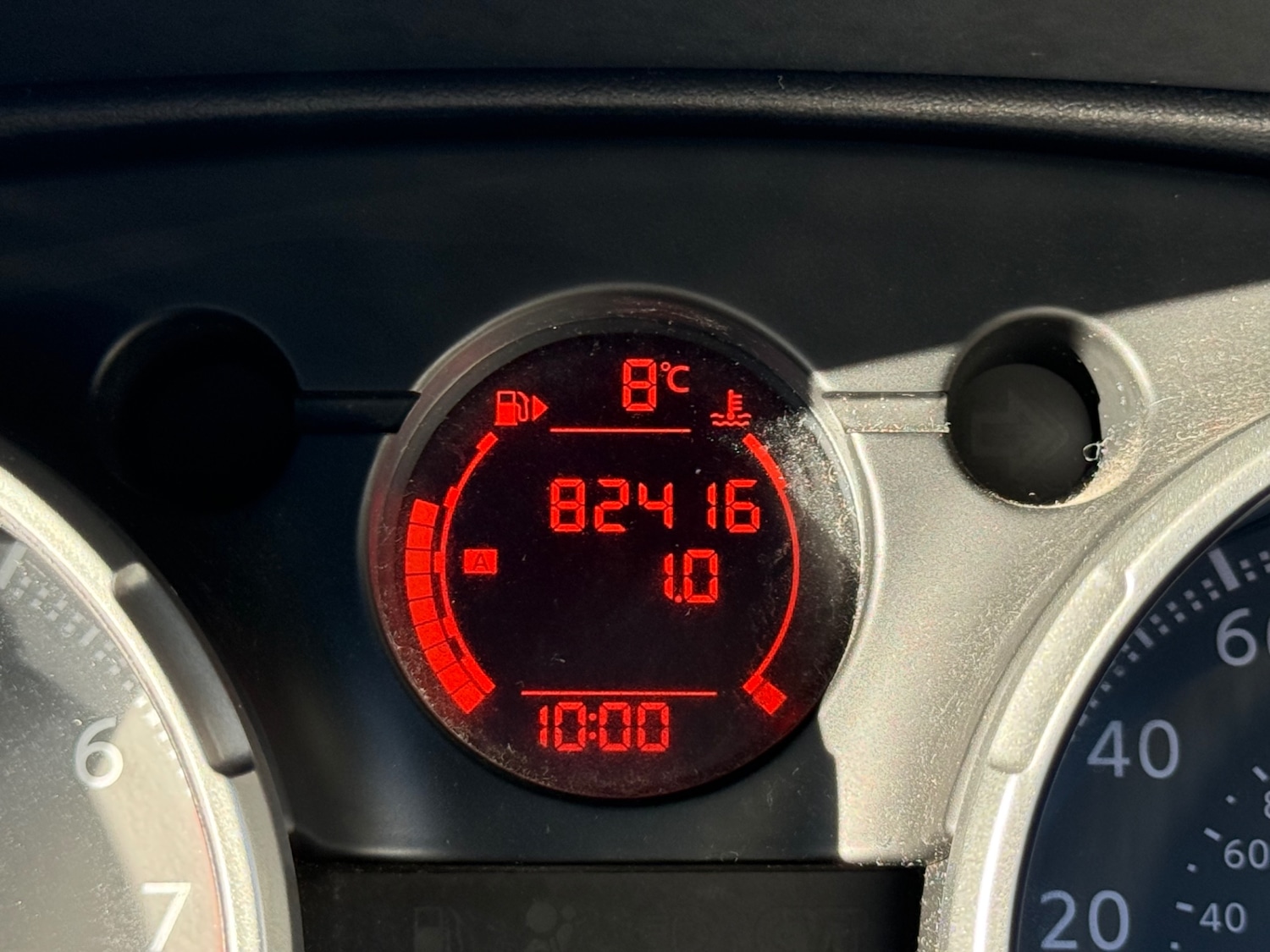 Used Nissan Qashqai 2010 for sale - 76707407: Photo 38