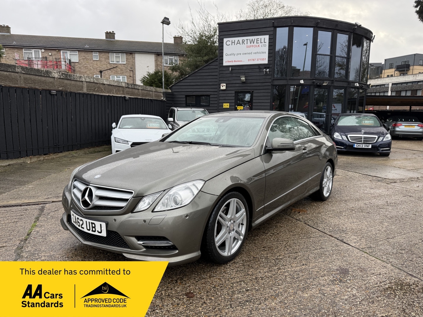 Used Mercedes-Benz E Class 2012 for sale - 76748300: Photo 1