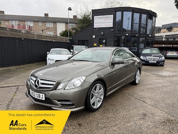 Used Mercedes-Benz E Class 2012 for sale - 76748300: Photo