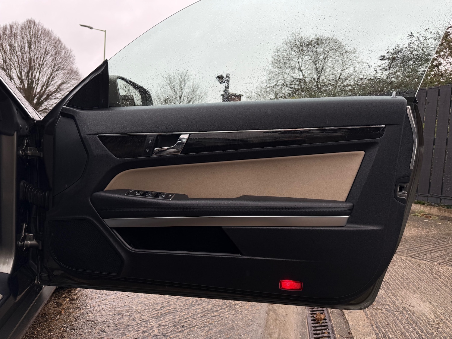 Used Mercedes-Benz E Class 2012 for sale - 76748300: Photo 20