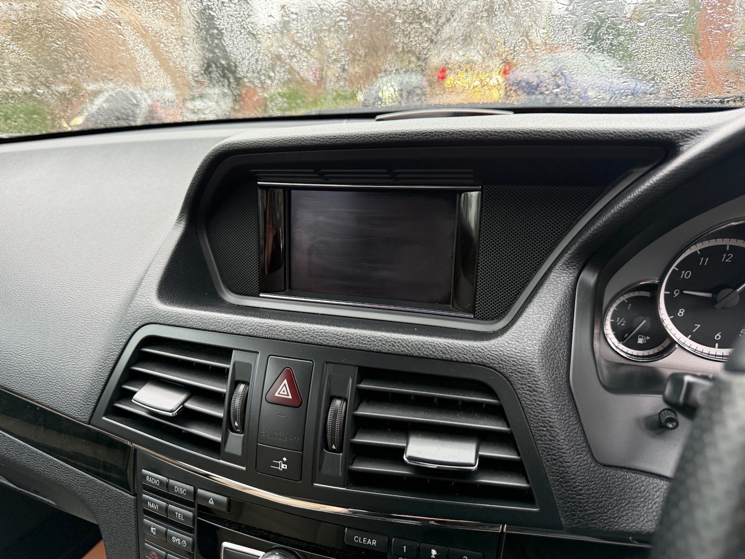 Used Mercedes-Benz E Class 2012 for sale - 76748300: Photo 43