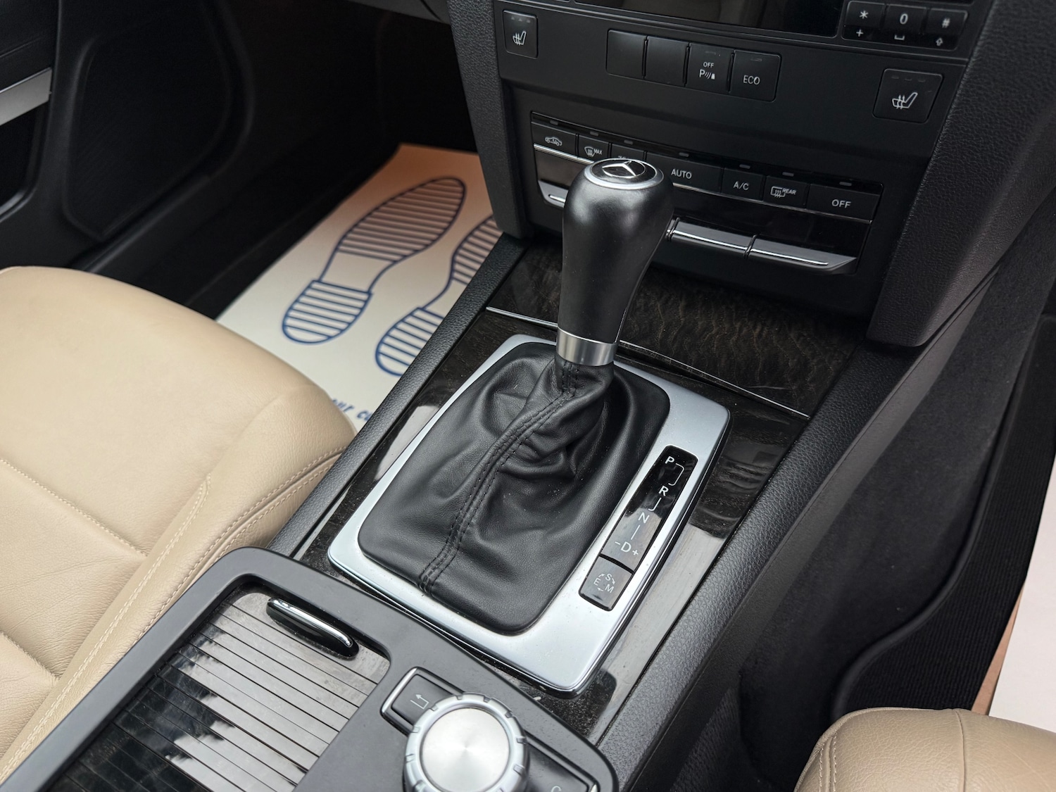 Used Mercedes-Benz E Class 2012 for sale - 76748300: Photo 45