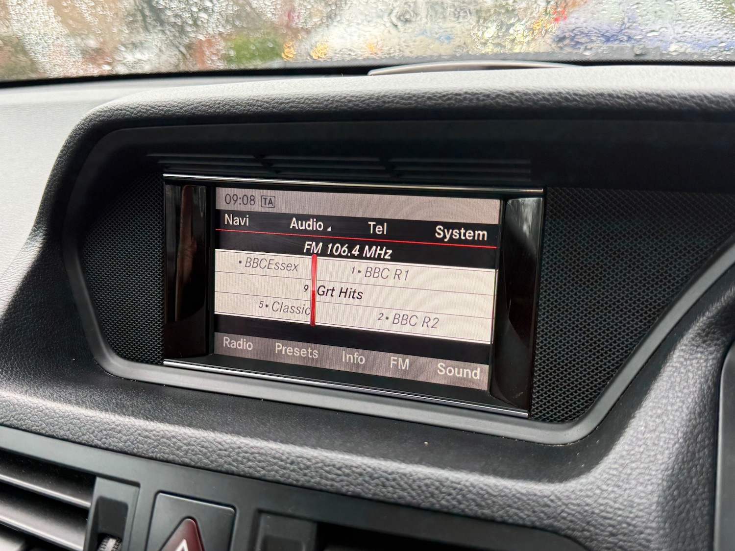 Used Mercedes-Benz E Class 2012 for sale - 76748300: Photo 56