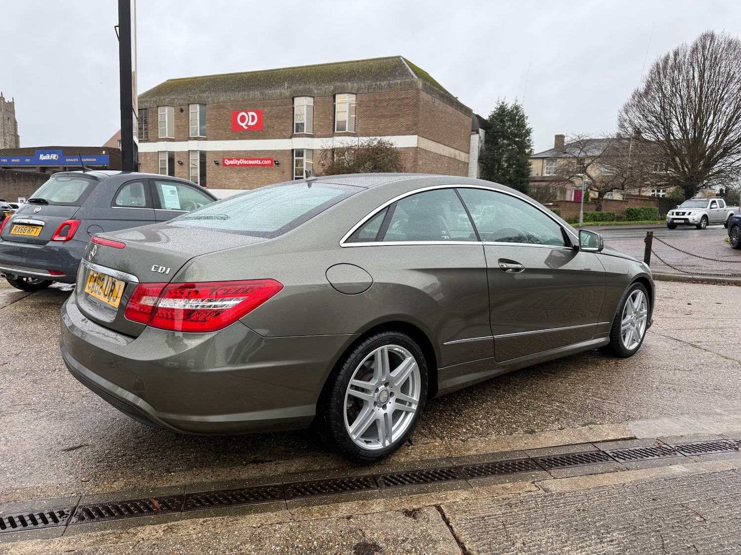 Used Mercedes-Benz E Class 2012 for sale - 76748300: Photo 8