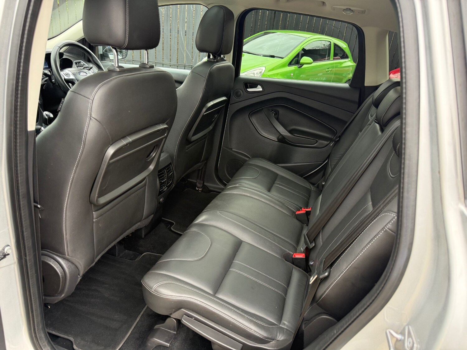 Used Ford Kuga 2015 for sale - 77864515: Photo 32