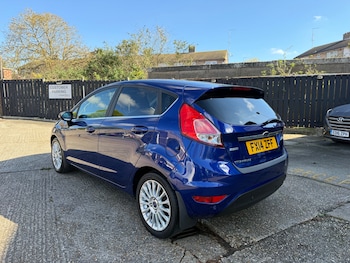 Used Ford Fiesta 2014 for sale - 78237079: Photo