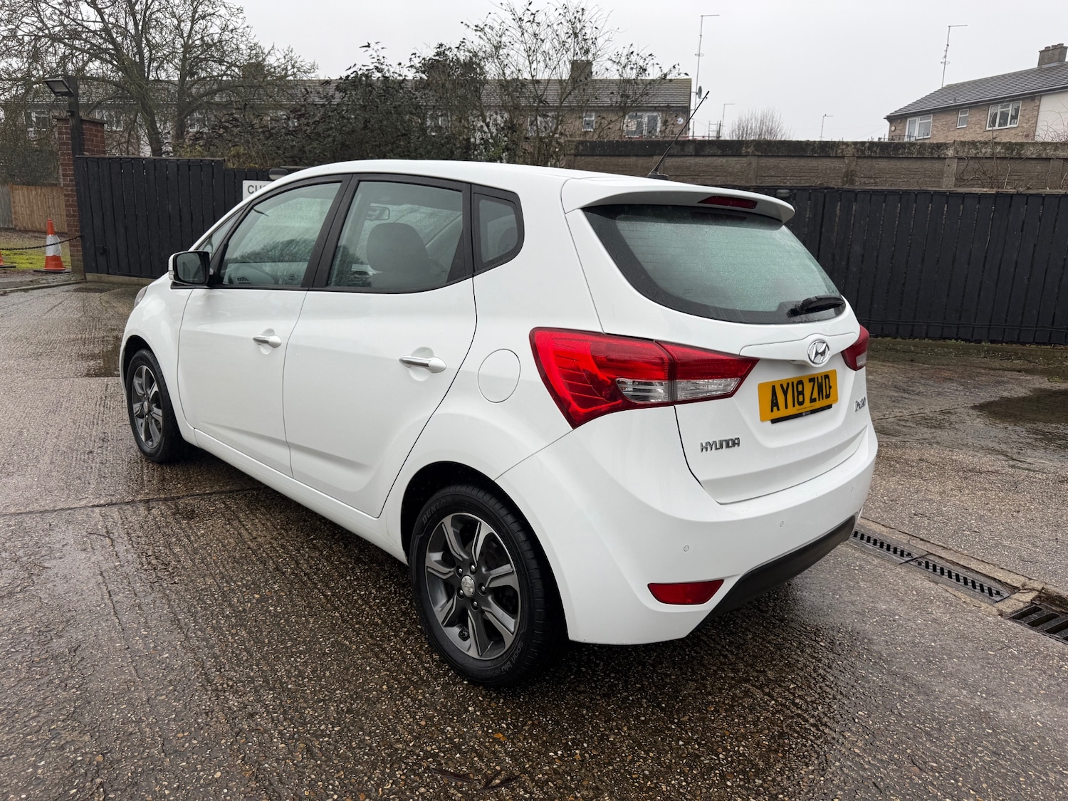 Used Hyundai Ix20 2018 for sale - 77450079: Photo 4