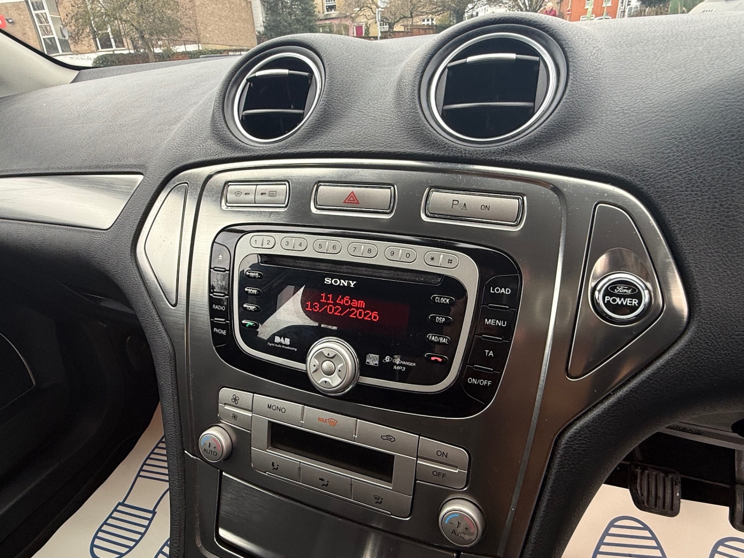 Used Ford Mondeo 2010 for sale - 77543373: Photo 39