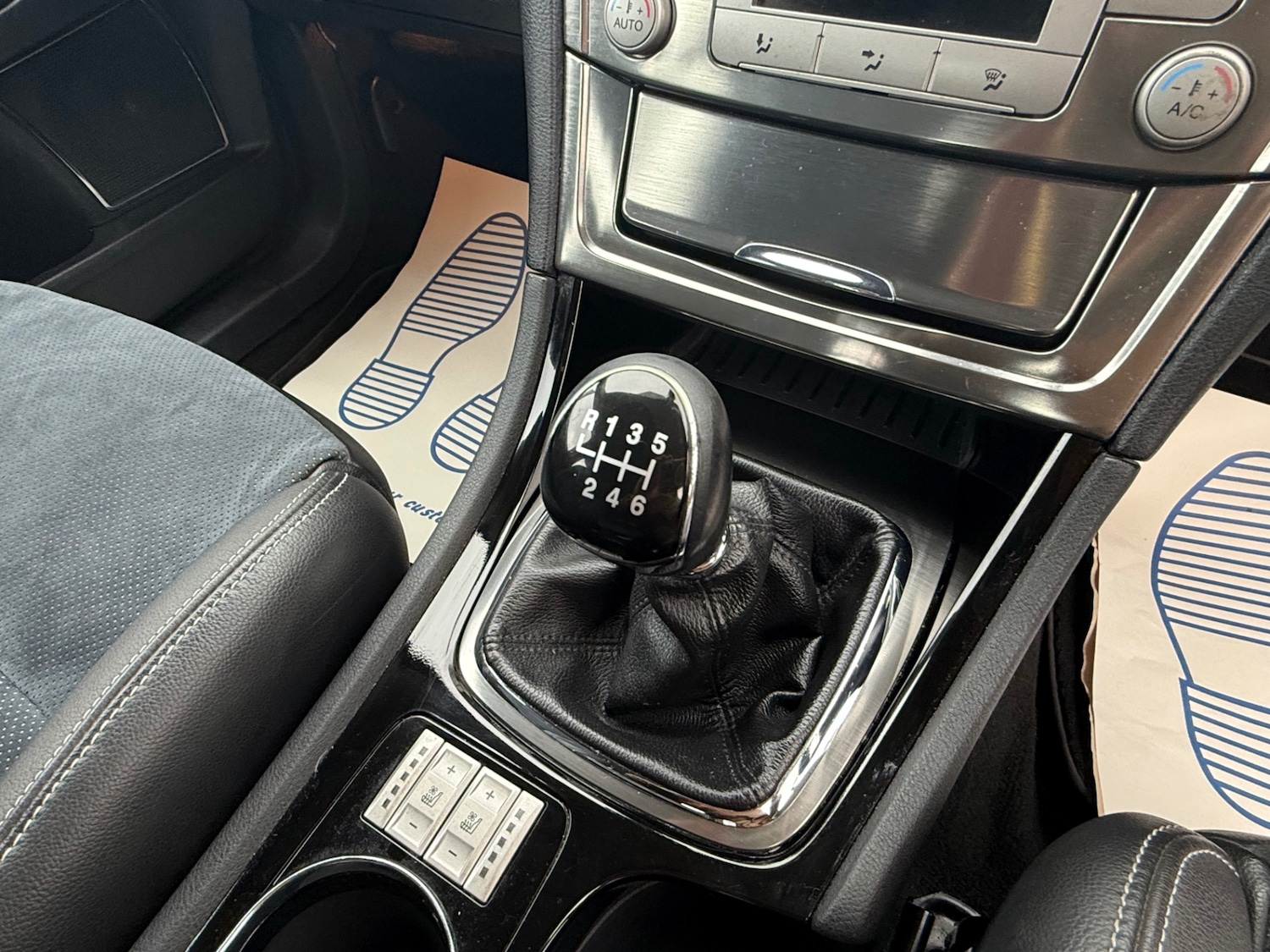 Used Ford Mondeo 2010 for sale - 77543373: Photo 40