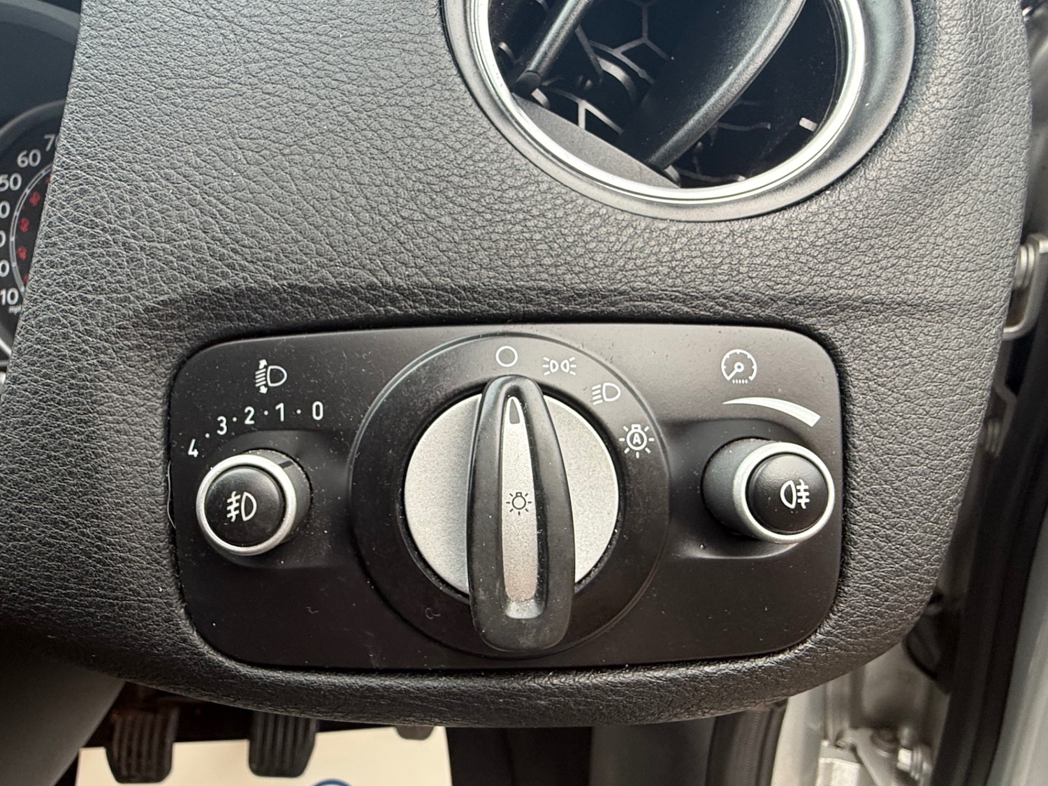 Used Ford Mondeo 2010 for sale - 77543373: Photo 45