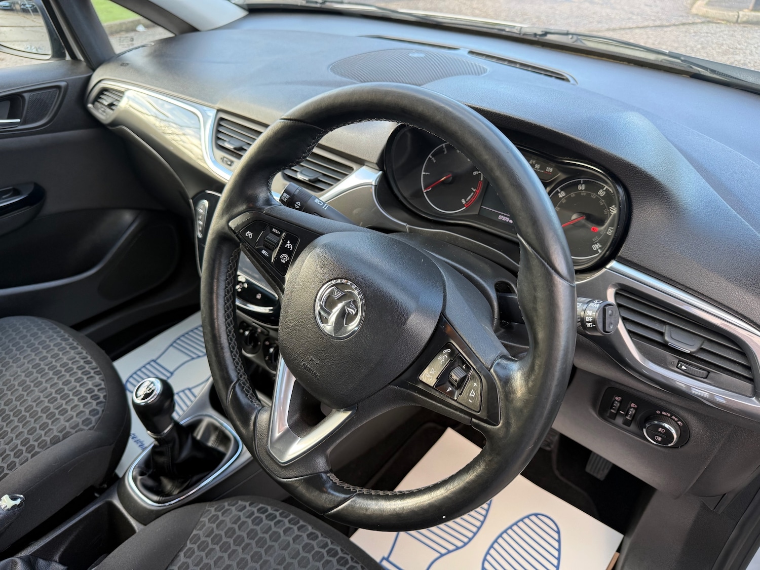 Used Vauxhall Corsa 2015 for sale - 77974661: Photo 9