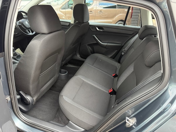 Used Skoda Rapid Spaceback 2015 for sale - 75690138: Photo 19