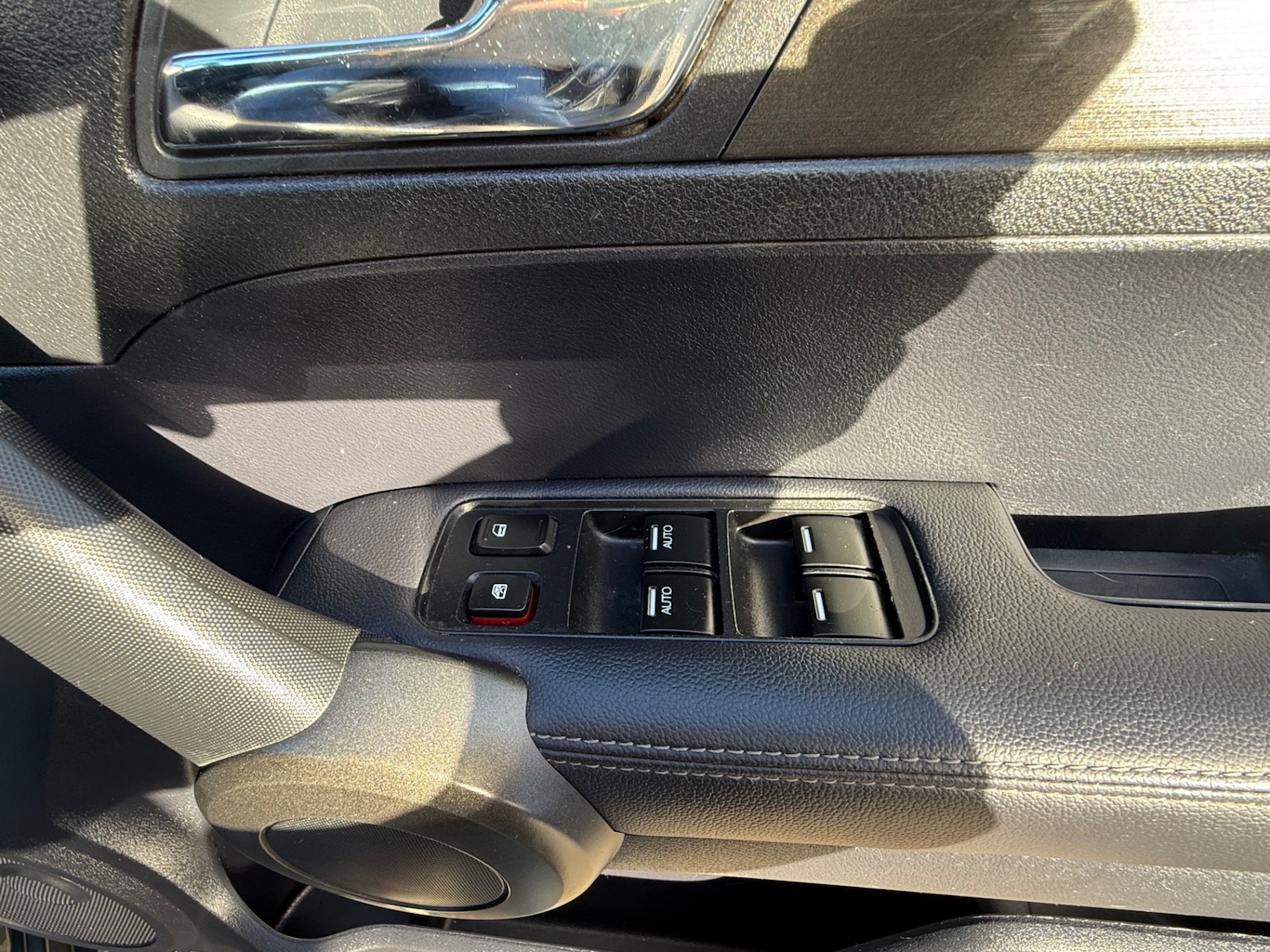 Used Honda CR-V 2010 for sale - 76600018: Photo 37