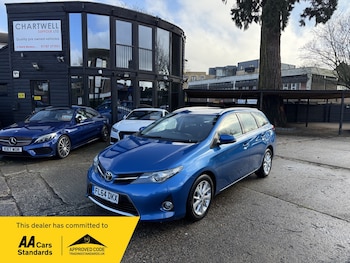 Used Toyota Auris 2014 for sale - 77432583: Photo