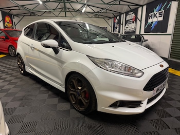 Used Ford Fiesta 2015 for sale - 75866609: Photo