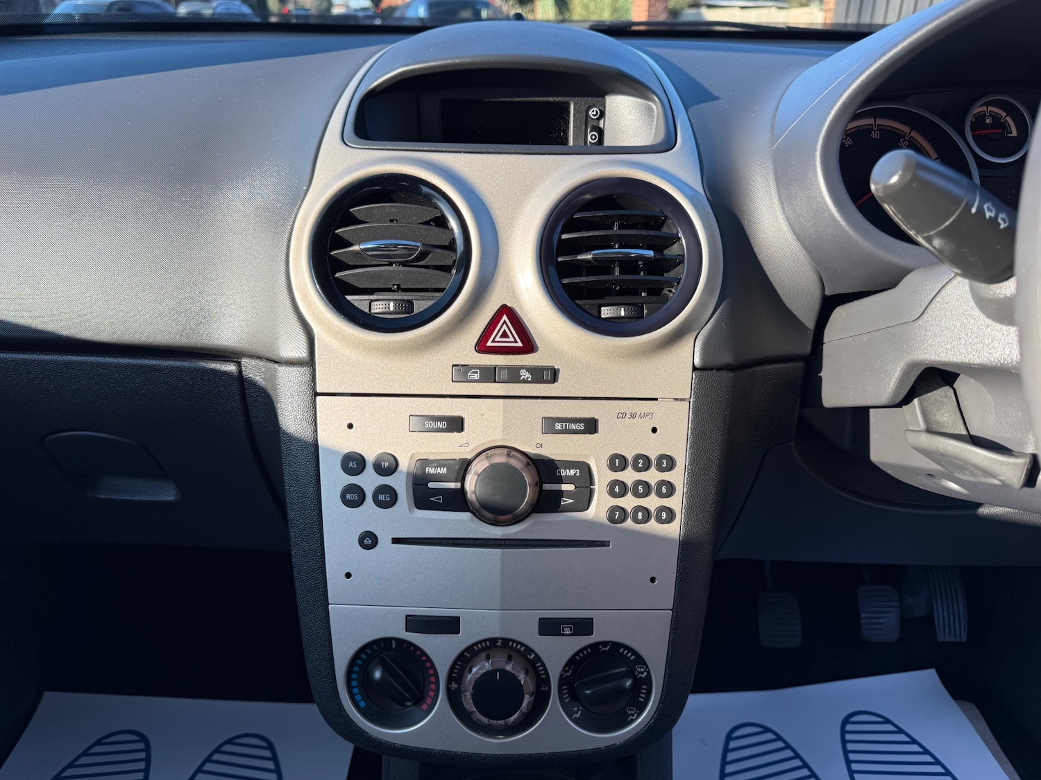 Used Vauxhall Corsa 2007 for sale - 76651125: Photo 22