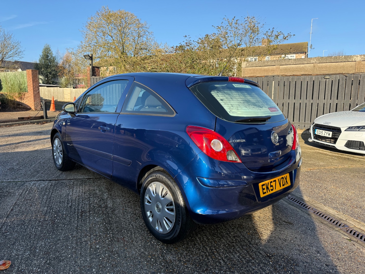 Used Vauxhall Corsa 2007 for sale - 76651125: Photo 3