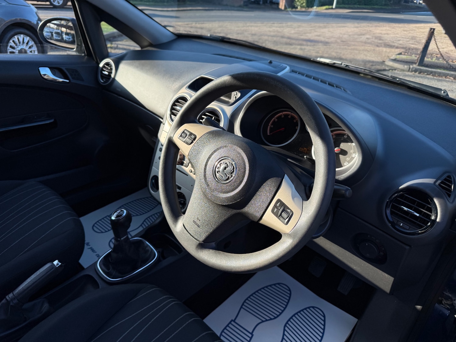 Used Vauxhall Corsa 2007 for sale - 76651125: Photo 8