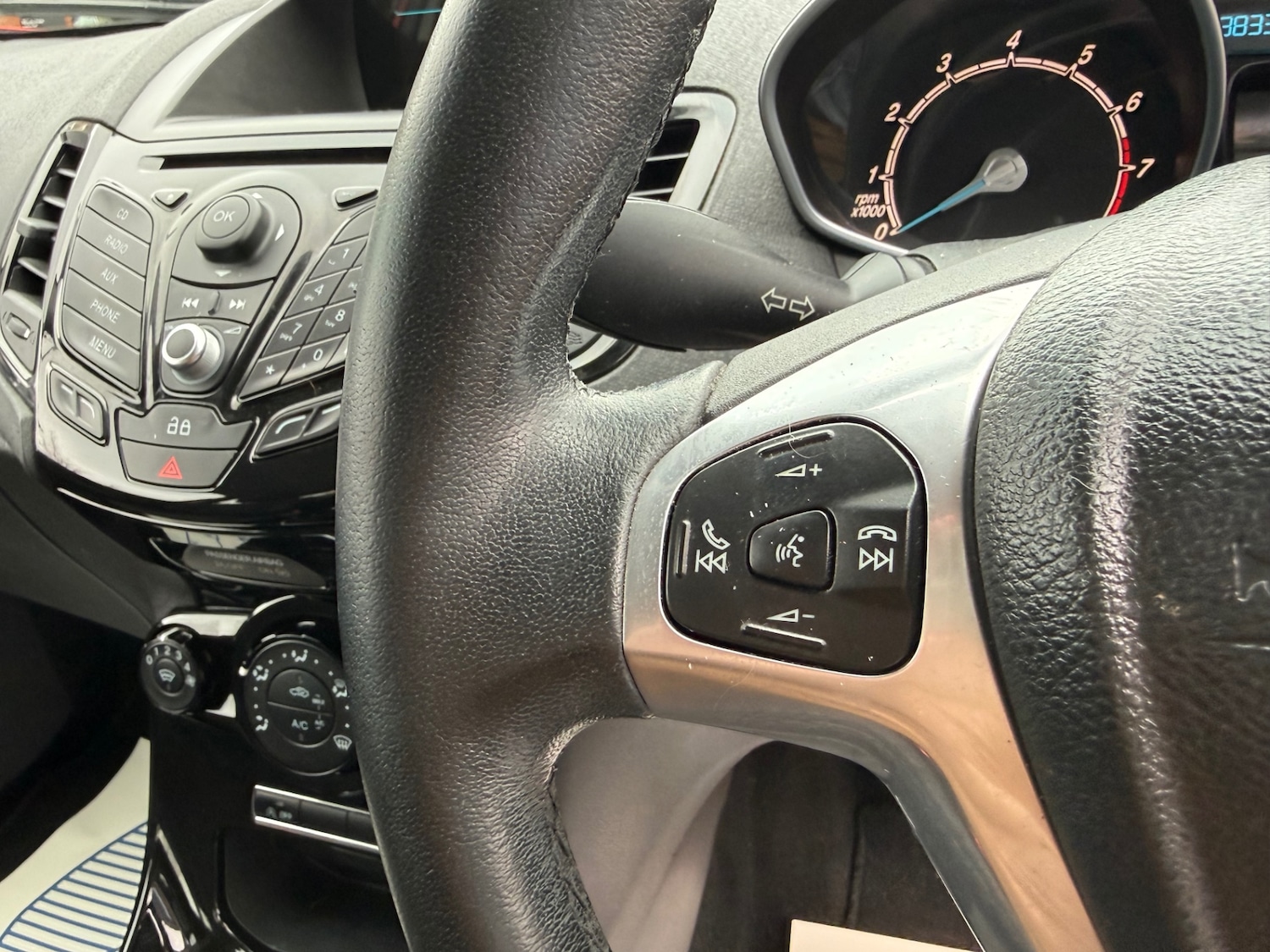 Used Ford Fiesta 2013 for sale - 77490396: Photo 34