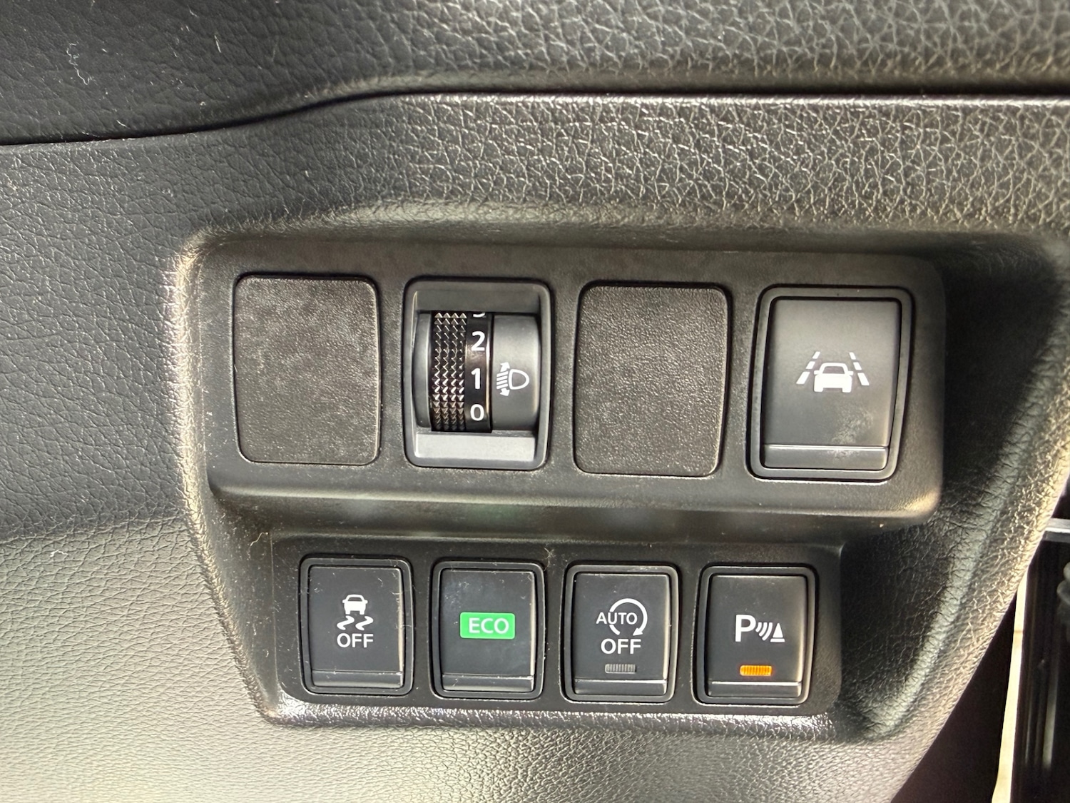 Used Nissan Qashqai 2015 for sale - 78197170: Photo 54