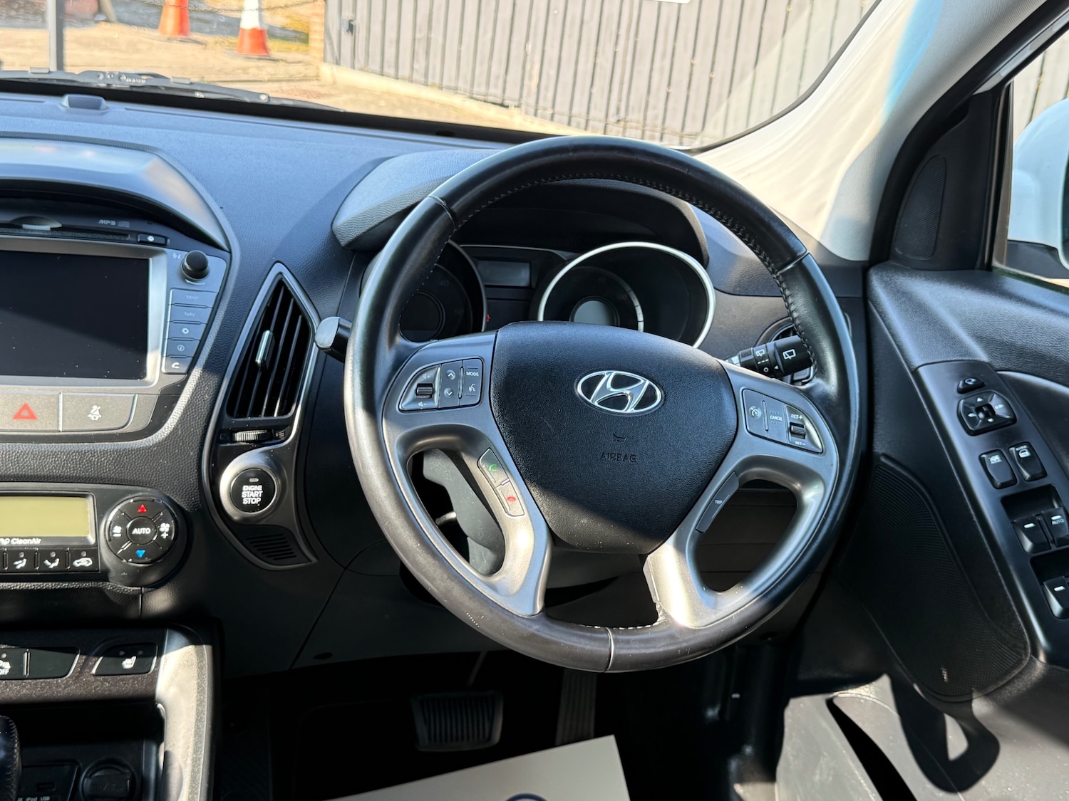 Used Hyundai Ix35 2014 for sale - 77973801: Photo 43